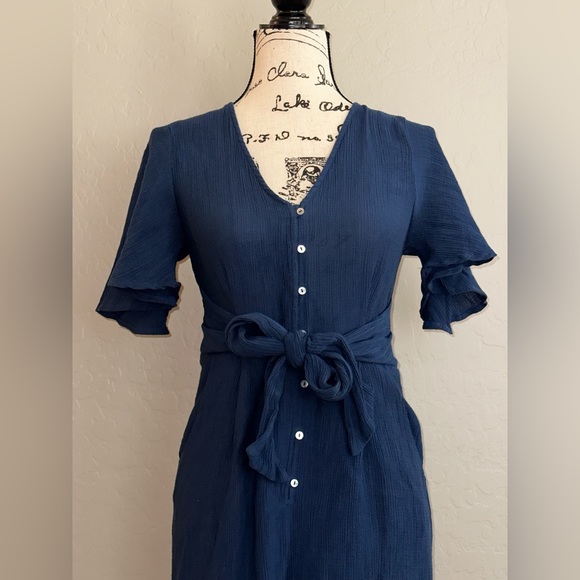 Divided Jumpsuit - Picture 4 of 7